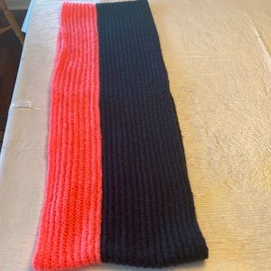 Gap infinity scarf